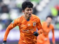 FB体育娱乐-球员全神贯注，凝聚力量斩获胜利！的简单介绍