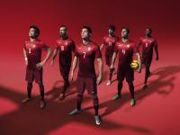 FB赛事直播-绿茵与硬木的错位叙事，当独行侠横扫勇士，欧冠半决赛的另类解读