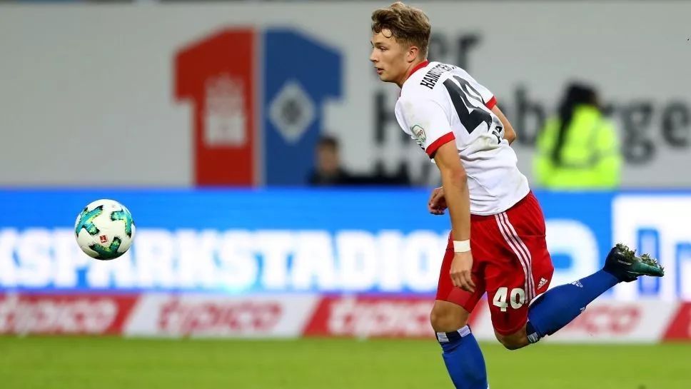 包含汉堡胜利破连败,球员表现亮眼的词条 包含汉堡胜利破连败,球员表现亮眼的词条