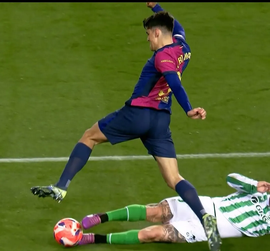 包含汉堡胜利破连败,球员表现亮眼的词条 包含汉堡胜利破连败,球员表现亮眼的词条