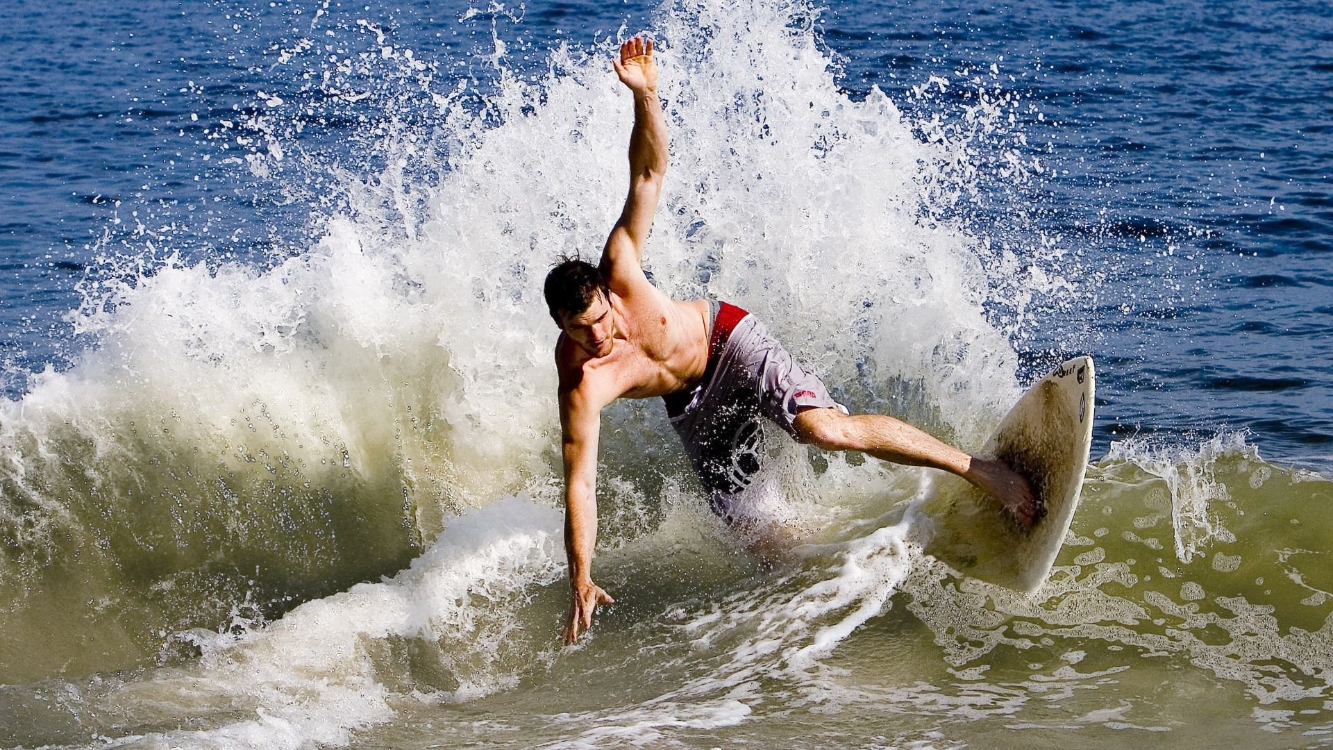 年度焦点之战，澳大利亚最后时刻绝杀，终结皇家社会不败神话